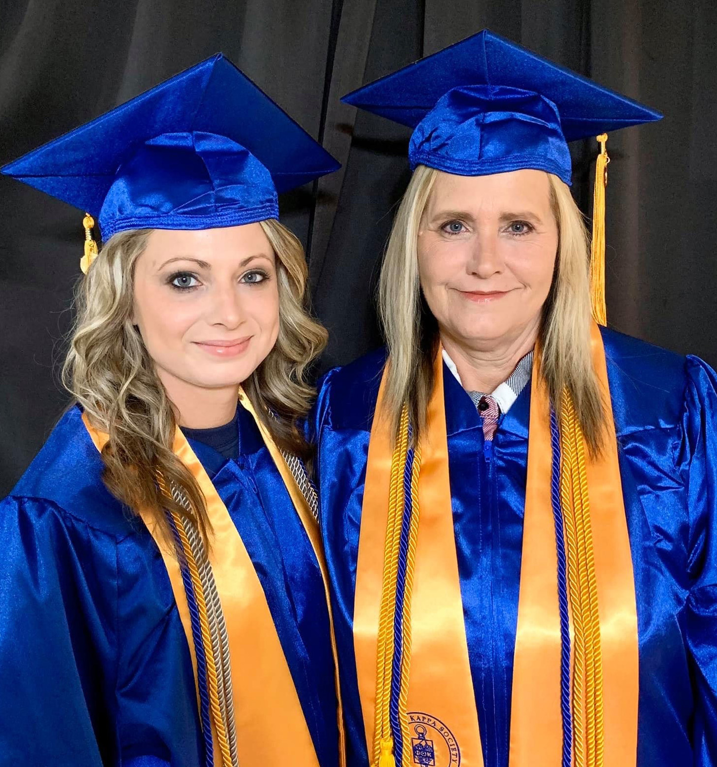 Mother and daughter graduates